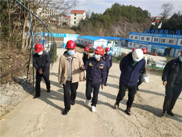 市政协领导深入挂点企业与重点项目调研指导复工复产和疫情防控工作