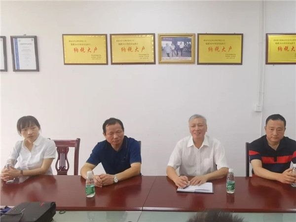 市政协领导深入挂点企业开展“企业服务日”活动