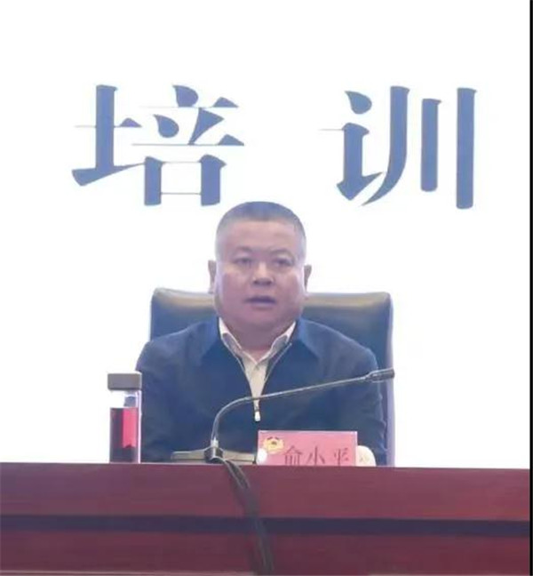 СƽϯЭʮĽίԱѵ࿪ʽרڿ