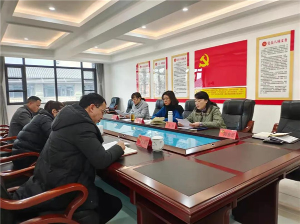 Эᷨƺڽίٿص᰸̸