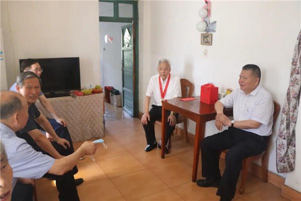 Сƽ߷οϵԱ䷢ڵ50ꡱ