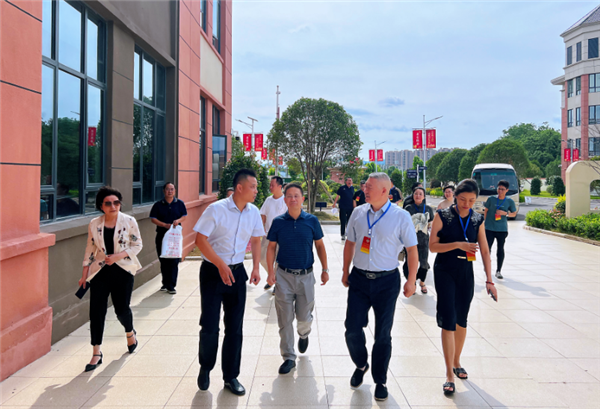 ЭᷨƺڽίԱῪչල