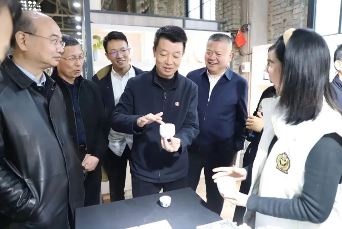 抚州市政协一行来景学习考察